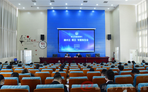 郝小江1.jpg